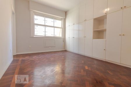 Quarto 1 de apartamento à venda com 4 quartos, 200m² em Copacabana, Rio de Janeiro