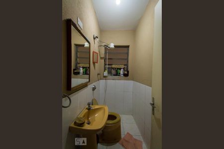 Casa à venda com 226m², 3 quartos e 3 vagasBanheiro de Serviço