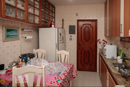 Apartamento à venda com 110m², 3 quartos e 1 vaga Apartamento à venda com 110m², 3 quartos e 1 vagaCozinha