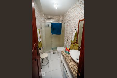Apartamento à venda com 110m², 3 quartos e 1 vaga Apartamento à venda com 110m², 3 quartos e 1 vagaBanheiro