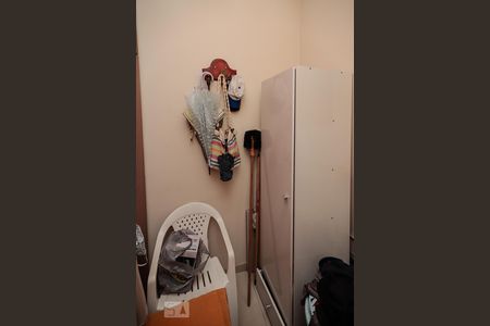 Apartamento à venda com 110m², 3 quartos e 1 vaga Apartamento à venda com 110m², 3 quartos e 1 vagaQuarto de serviço