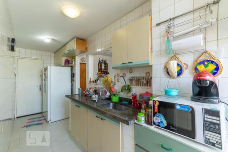 Apartamento para alugar com 80m², 3 quartos e 1 vaga Apartamento para alugar com 80m², 3 quartos e 1 vagaCozinha