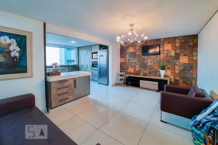 Casa à venda com 450m², 4 quartos e 6 vagasSala de tv 2