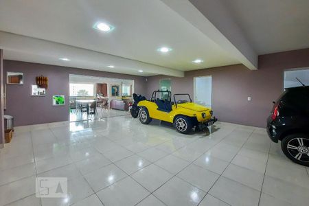 Casa à venda com 450m², 4 quartos e 6 vagasGaragem