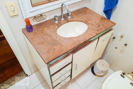 Casa à venda com 450m², 4 quartos e 6 vagasBanheiro da Suíte 3