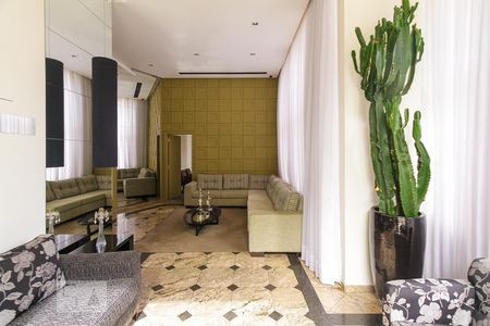 Apartamento para alugar com 300m², 4 quartos e 4 vagas Apartamento para alugar com 300m², 4 quartos e 4 vagasHall