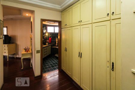 Apartamento para alugar com 300m², 4 quartos e 4 vagas Apartamento para alugar com 300m², 4 quartos e 4 vagasCloset da suite