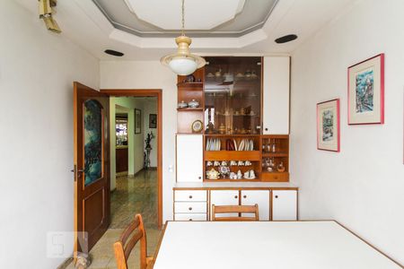 Apartamento para alugar com 300m², 4 quartos e 4 vagas Apartamento para alugar com 300m², 4 quartos e 4 vagasCopa