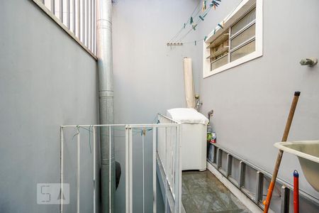 Casa de condomínio para alugar com 100m², 3 quartos e 2 vagas Casa de condomínio para alugar com 100m², 3 quartos e 2 vagasVaranda quarto 02