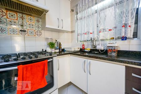 Casa de condomínio para alugar com 100m², 3 quartos e 2 vagas Casa de condomínio para alugar com 100m², 3 quartos e 2 vagasCozinha
