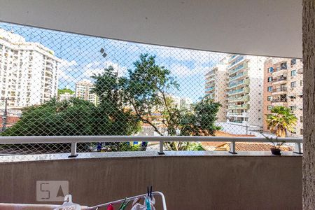 Apartamento à venda com 96m², 3 quartos e 1 vaga Apartamento à venda com 96m², 3 quartos e 1 vagaVista do quarto 2