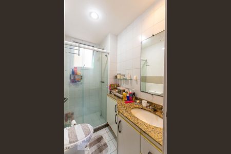 Apartamento à venda com 96m², 3 quartos e 1 vaga Apartamento à venda com 96m², 3 quartos e 1 vagaBanheiro da Suíte