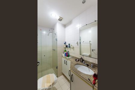 Apartamento à venda com 96m², 3 quartos e 1 vaga Apartamento à venda com 96m², 3 quartos e 1 vagaBanheiro Social