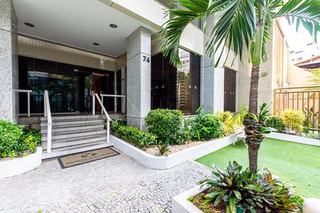 Apartamento à venda com 96m², 3 quartos e 1 vaga Apartamento à venda com 96m², 3 quartos e 1 vagaEntrada