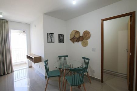 Sala / Cozinha de apartamento para alugar com 1 quarto, 38m² em Setor Leste Universitário, Goiânia