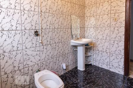 Casa à venda com 185m², 3 quartos e 1 vaga Casa à venda com 185m², 3 quartos e 1 vagaBanheiro Social