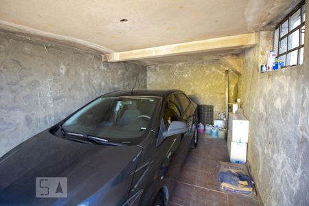 Casa à venda com 185m², 3 quartos e 1 vaga Casa à venda com 185m², 3 quartos e 1 vagaGaragem