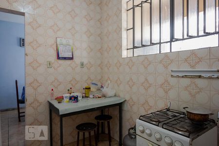 Casa à venda com 185m², 3 quartos e 1 vaga Casa à venda com 185m², 3 quartos e 1 vagaCozinha