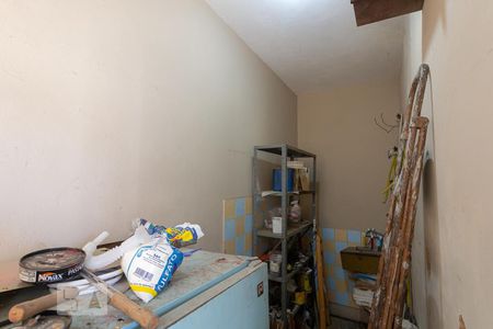 Casa à venda com 185m², 3 quartos e 1 vaga Casa à venda com 185m², 3 quartos e 1 vagaBanheiro de Serviço