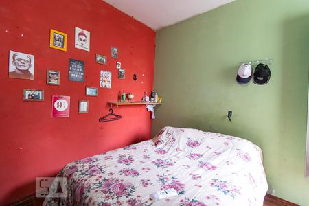 Casa à venda com 250m², 4 quartos e 3 vagas Casa à venda com 250m², 4 quartos e 3 vagasQuarto 2