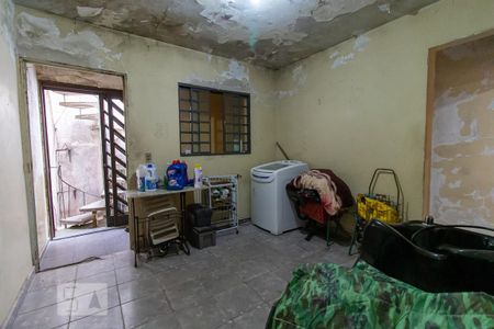 Casa à venda com 250m², 4 quartos e 3 vagas Casa à venda com 250m², 4 quartos e 3 vagasÁrea de Serviço