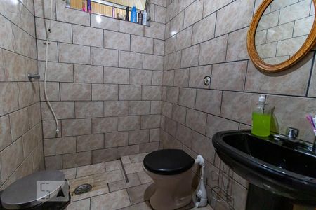 Casa à venda com 250m², 4 quartos e 3 vagas Casa à venda com 250m², 4 quartos e 3 vagasBanheiro 2