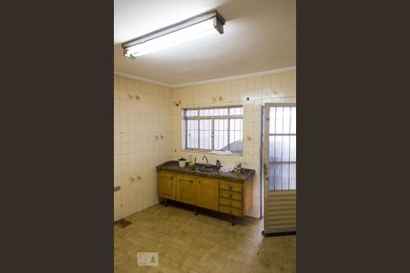 Casa à venda com 200m², 2 quartos e 1 vaga Casa à venda com 200m², 2 quartos e 1 vagaCozinha