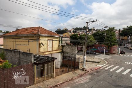 Casa à venda com 200m², 2 quartos e 1 vaga Casa à venda com 200m², 2 quartos e 1 vagaVaranda do Quarto 2 - Vista