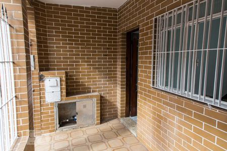 Casa à venda com 200m², 2 quartos e 1 vaga Casa à venda com 200m², 2 quartos e 1 vagaQuintal