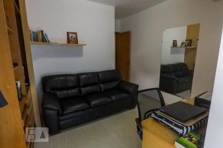 Casa à venda com 179m², 3 quartos e 3 vagasQuarto 2 - suite