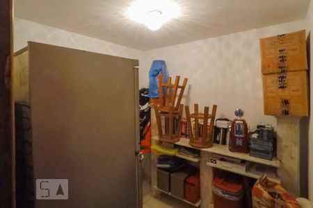 Casa à venda com 179m², 3 quartos e 3 vagasQuarto de Serviço