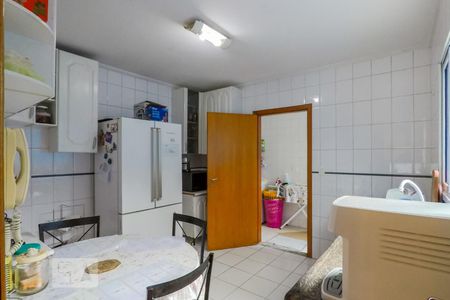 Casa à venda com 179m², 3 quartos e 3 vagasCozinha