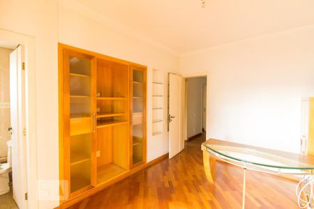 Apartamento à venda com 257m², 4 quartos e 6 vagasSuíte 1