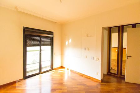 Apartamento à venda com 257m², 4 quartos e 6 vagasSuíte 2