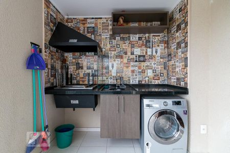 Varanda gourmet de apartamento à venda com 2 quartos, 56m² em Jardim Flor da Montanha, Guarulhos