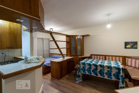 Sala de kitnet/studio para alugar com 1 quarto, 39m² em Moema, São Paulo