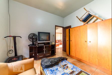 Casa à venda com 380m², 2 quartos e 8 vagas Casa à venda com 380m², 2 quartos e 8 vagasQuarto 2