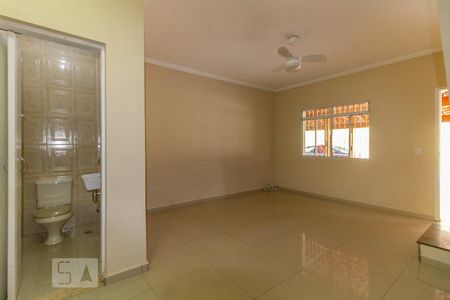 Sala de casa de condomínio à venda com 2 quartos, 115m² em Guaiaúna, São Paulo