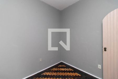 Quarto 2 de casa para alugar com 2 quartos, 80m² em Santo Antônio, Porto Alegre