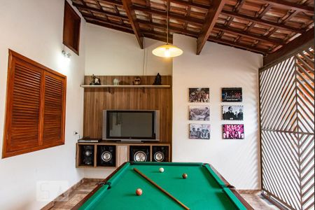 Casa à venda com 400m², 3 quartos e 2 vagas Casa à venda com 400m², 3 quartos e 2 vagasÁrea de jogos