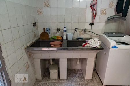 Casa à venda com 400m², 3 quartos e 2 vagas Casa à venda com 400m², 3 quartos e 2 vagasLavanderia