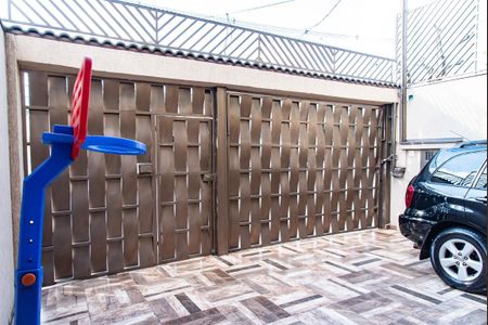 Casa à venda com 400m², 3 quartos e 2 vagas Casa à venda com 400m², 3 quartos e 2 vagasGaragem