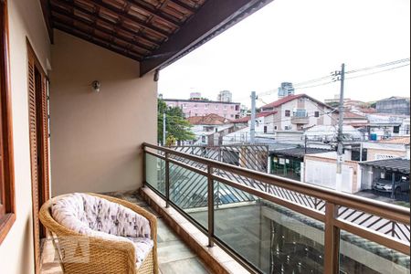 Casa à venda com 400m², 3 quartos e 2 vagas Casa à venda com 400m², 3 quartos e 2 vagasVaranda da suíte 1