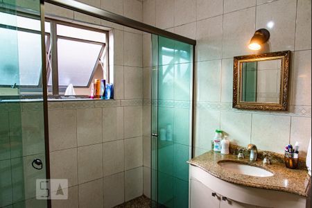 Casa à venda com 400m², 3 quartos e 2 vagas Casa à venda com 400m², 3 quartos e 2 vagasBanheiro da suíte 2