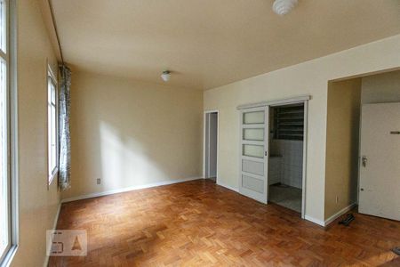 Sala/Quarto de kitnet/studio à venda com 1 quarto, 31m² em Centro Histórico, Porto Alegre