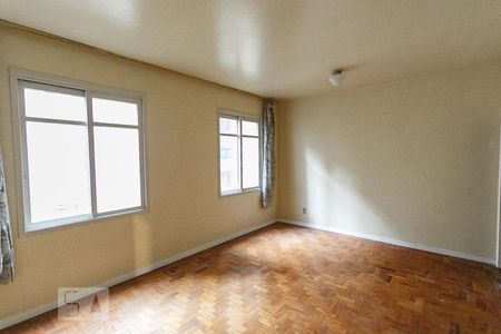 Sala/Quarto de kitnet/studio à venda com 1 quarto, 31m² em Centro Histórico, Porto Alegre