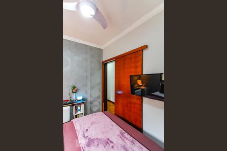 Casa à venda com 180m², 3 quartos e 2 vagas Casa à venda com 180m², 3 quartos e 2 vagasQuarto 2