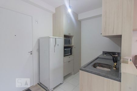 Cozinha de kitnet/studio para alugar com 1 quarto, 29m² em Bela Vista, São Paulo