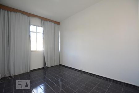 Sala de apartamento para alugar com 1 quarto, 52m² em Vila da Penha, Rio de Janeiro