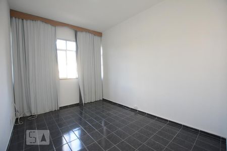 Sala de apartamento para alugar com 1 quarto, 52m² em Vila da Penha, Rio de Janeiro
